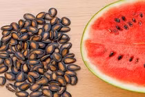 Tạo dầu từ hạt dưa hấu