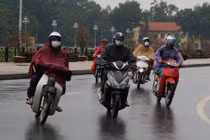 Hà Nội mưa lạnh do ảnh hưởng gió mùa Đông Bắc