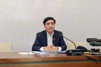 Tổng thư ký Quốc hội Bùi Văn Cường thông tin về nội dung chất vấn của kỳ họp. Ảnh: Mai Loan.