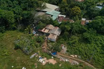 Cận cảnh dự án "đất vàng" ở Bình Dương "treo" 15 năm khiến người dân sống chật vật