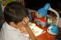 Từ những vụ bạo hành trẻ: Dạy con bằng kỷ luật tích cực, không nước mắt