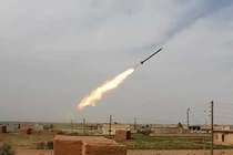 Căn cứ Mỹ ở Syria lại "dính" rockets vào, chưa nhóm nào nhận trách nhiệm 