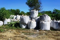 Nông Cống: Chất thải đổ trộm không phải chất nguy hại