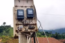 Hành vi trộm cắp điện có sản lượng từ 2 triệu đồng trở lên có thể bị phạt tù.