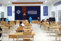 Tổ chức truy vết và lấy mẫu xét nghiệm các trường hợp có nguy cơ lây nhiễm từ ca F0. Ảnh: VOV.