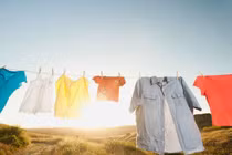 Đừng lạm dụng ánh Mặt Trời khi phơi quần áo