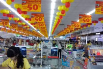 Điện thoại, tivi, tủ lạnh, máy giặt... đồng loạt giảm giá sau Tết