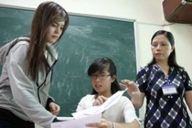 Thi THPT Quốc gia: Cán bộ giám sát phòng thi có quyền kiến nghị đình chỉ CBCT vi phạm