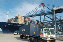 Xuất siêu của Việt Nam gấp 3 lần ước tính