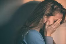 Trầm cảm sau sinh và mối nguy hiểm đối với sức khỏe