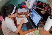 Hà Nội bất ngờ cho học sinh nghỉ hè sớm, phụ huynh rần rần phản đối