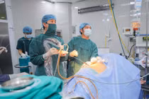 Tán sỏi công nghệ cao - “lối thoát” cho bệnh nhân sỏi thận, tiết niệu