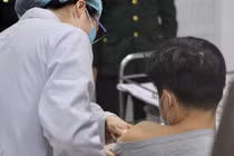 Bắt đầu tiêm thử nghiệm vaccine Covid-19 Việt Nam