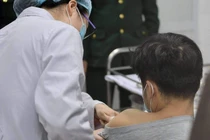 Bắt đầu tiêm thử nghiệm vaccine Covid-19 Việt Nam