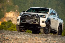 Toyota Việt Nam ra mắt Hilux 2.8AT 4x4 Adventure 2020 mới giá 921 triệu, cùng 3 phiên bản khác