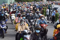 Miền Tây nỗ lực đón người dân về quê tự phát