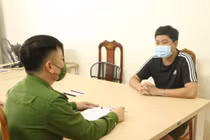 Nguyễn Văn Hiếu tại cơ quan công an (ảnh: Công an tỉnh Hà Tĩnh).