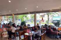 Hét giá ngày Tết, thịt bò 700 ngàn/kg, đĩa cơm và tô hủ tiếu 500 ngàn