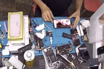 Người dùng cần trang bị các kiến thức về bảo mật trước khi mang điện thoại đi sửa để tránh bị xâm phạm quyền riêng tư.