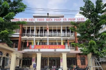 Chuyện thật như đùa: 17 lãnh đạo sở, ngành Ninh Bình phải thi lại công chức