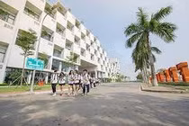 Phụ huynh Trường FPT tiếp tục phản đối trả lời của Trường về học phí