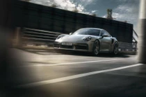 Porsche 911 Turbo S hoàn toàn mới vẫn ra mắt bất chấp dịch bệnh