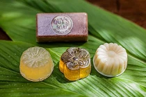 Xà phòng từ mật ong và dầu dừa