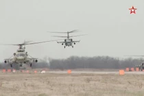 Quân đội Nga tăng cường diễn tập sẵn sàng chiến đấu ở Crimea