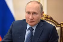 Tổng thống Putin tuyên bố sẵn sàng tham gia thử nghiệm vắc xin Covid-19 khác của Nga 