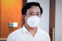 Ông Lê Huỳnh Minh Tú, Phó giám đốc Sở Công thương TP.HCM trả lời tại buổi họp báo.