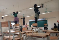 Nóng: Học sinh lớp 12 Hà Nội sẽ học trực tiếp kết hợp học trực tuyến từ ngày 6/12