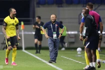 HLV Trần Minh Chiến: 'Tôi nể cách dùng người của ông Park'