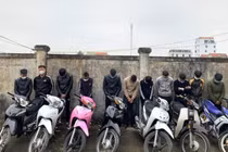 nhóm thanh niên lạng lách, đánh võng trên quốc lộ 1A