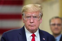 Mỹ hối hả tìm cách khuyến khích các công ty rời Trung Quốc