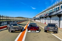 Porsche 718 Cayman GT4 ePerformance, Porsche Mission R (m), thử nghiệm tại Valencia.