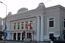 4 doanh nghiệp bị HOSE nhắc nhở do chậm công bố thông tin là những đơn vị nào?