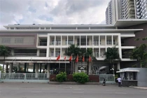 Trường Nguyễn Văn Tố, quận 10, TPHCM được trưng dụng vào mục đích phòng chống dịch Covid-19.