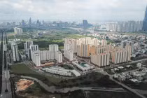 Bất động sản TPHCM: Sốt giá vẫn cần giải cứu, hay giải cứu để ngăn sốt giá?