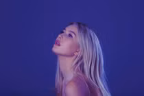 Chân dung con gái út của Steve Jobs