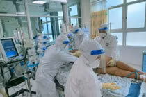 Điều trị Covid-19 cho cậu bé nặng 120kg hết 1,1 tỷ đồng