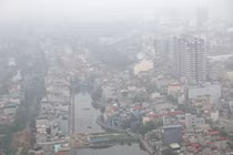 Chất lượng không khí xấu, Hà Nội chìm trong sương mù
