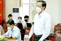 Chủ tịch UBND TPHCM Phan Văn Mãi phát biểu tại buổi làm việc với lãnh đạo quận 7.