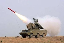 Tên lửa hành trình Kalibre phá hủy kho vũ khí Ukraine ở Lviv, có cả pháo M777 155 mm của Mỹ