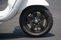 Tránh xe bị nổ lốp khi trời quá nắng