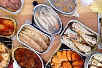 Ăn đồ hộp ức chế sinh tinh