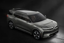 Foxconn ngỏ ý mua mảng xe điện của VinFast