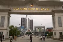 Bắt 1 chuyên viên Tổng cục Hải quan