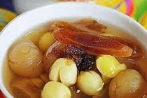 Tim lợn hầm sen – món ăn dưỡng tâm an thần