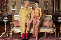 Hoàng gia Thái xóa lý lịch và hình ảnh hoàng quý phi khỏi website