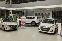 Toàn cảnh giá xe ô tô Việt Nam: Giảm triền miên vẫn "ế khách"